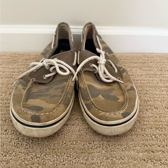 Sperry Men's Green Camouflage Boat Shoes - Picture 2 of 6